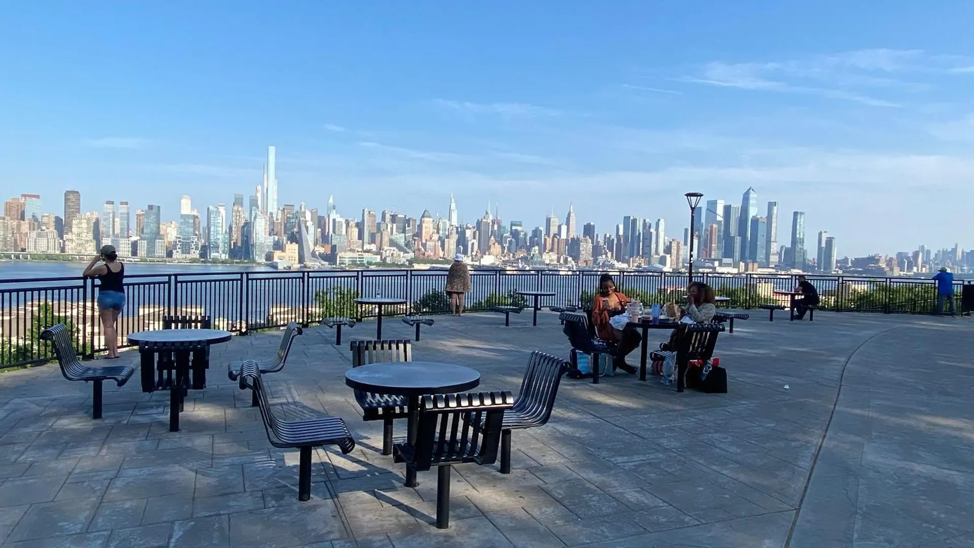 Nice 2Bedroom Apt With Patio Included To Enjoy West New York Guest house